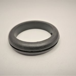 Läpivientisuoja johdoille Dnepr