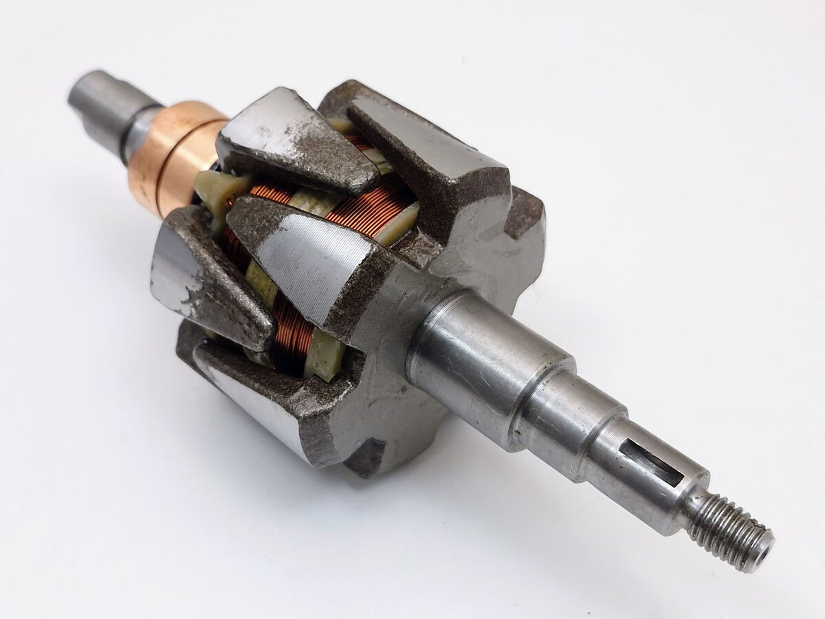 Laturin_ankkuri_12V_2